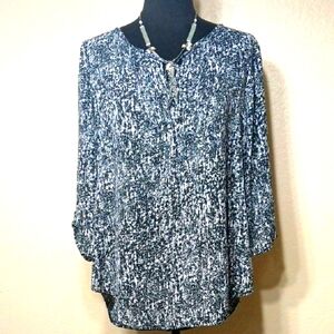 Violet & Claire Monochrome Abstract Blouse